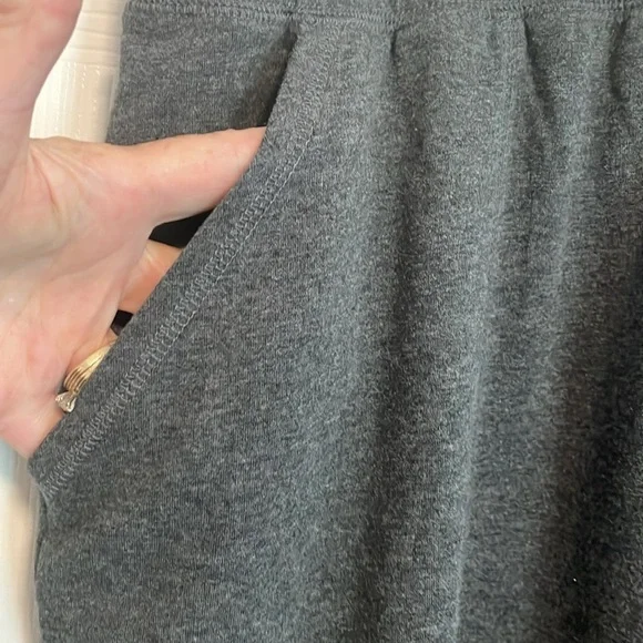 St John’s Bay Pants (2 pair)Mid-Rise Slim Plus Size 2X American Navy & Charcoal - Picture 10 of 12